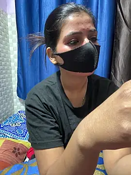 Snapshot of Hot_Jaanvi_ chatting on 04.01.26 Hot Jaanvi online show from 04.01.26