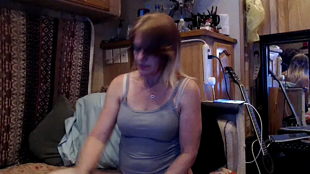 Snapshot of JaimeRhett chatting on 03.27.26 JaimeRhett online show from 03.27.26