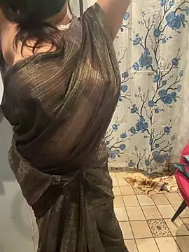 Snapshot of prisha944 chatting on 12.18.25 prisha944 online show from 12.18.25