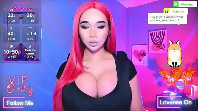 Snapshot of TriciaCumLoader chatting on 02.26.26 TriciaCumLoader online show from 02.26.26