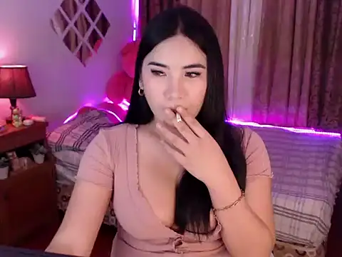 Snapshot of wild_flowerx chatting on 09.18.25 wild flowerx online show from 09.18.25