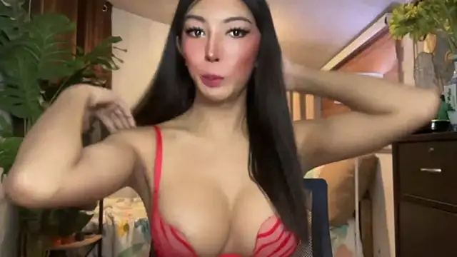 Snapshot of yuminasaixx chatting on 10.16.25 yuminasaixx online show from 10.16.25