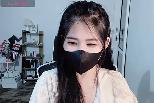    Daisy    online show from 11.21.25