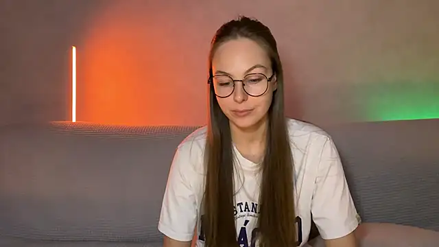 Snapshot of Oralaa1 chatting on 02.14.26 Oralaa1 online show from 02.14.26