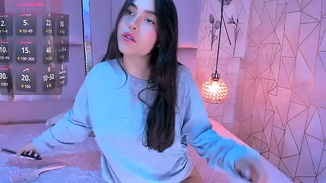 HannaCollins  online show from 12.14.25