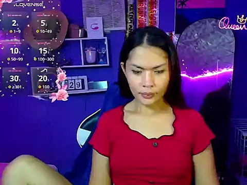 Snapshot of urgirljane chatting on 06.29.26 urgirljane online show from 06.29.26