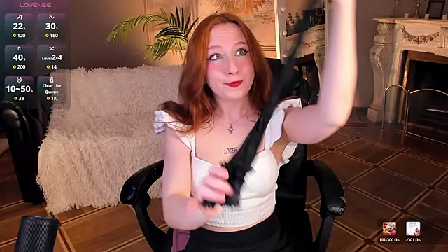 Snapshot of Violet_Griffen chatting on 04.29.26 Violet Griffen online show from 04.29.26