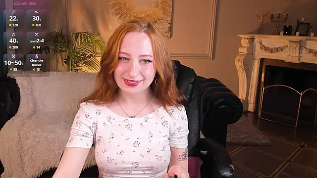 Snapshot of Violet_Griffen chatting on 05.06.26 Violet Griffen online show from 05.06.26