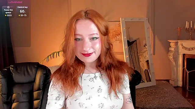 Snapshot of Violet_Griffen chatting on 05.20.26 Violet Griffen online show from 05.20.26