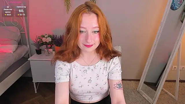 Snapshot of Violet_Griffen chatting on 06.02.26 Violet Griffen online show from 06.02.26