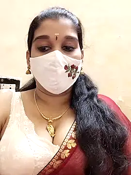 Snapshot of amelia-rani chatting on 06.18.26 amelia-rani online show from 06.18.26