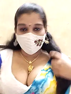Snapshot of amelia-rani chatting on 06.26.26 amelia-rani online show from 06.26.26