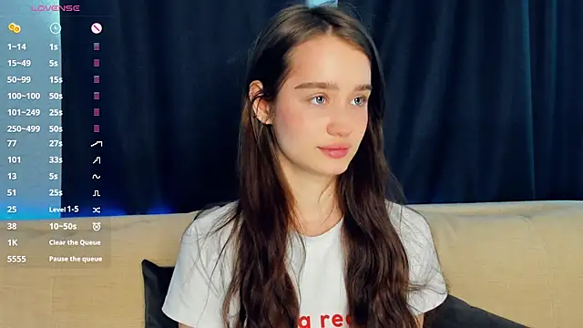 lovelyalivia online show from 02.17.26