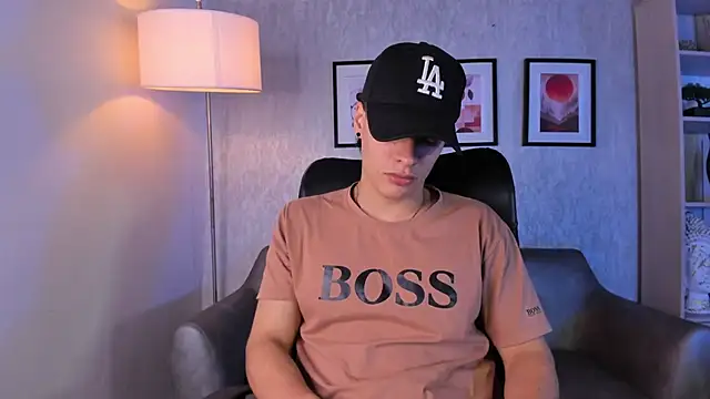 BenitoSaenz online show from 10.29.25