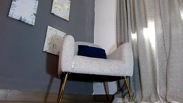 Snapshot of emily_ox0 chatting on 02.13.26 emily ox0 online show from 02.13.26