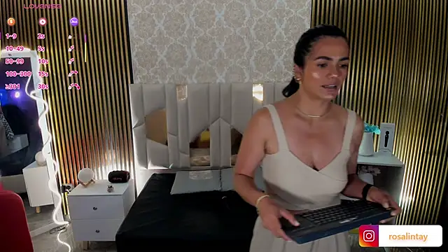 Rosalind tay online show from 09.29.25