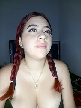 Chloe Sky love online show from 10.30.25