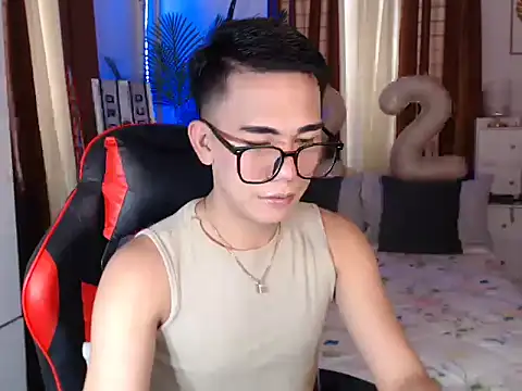 Snapshot of drinkmycumx chatting on 09.09.25 drinkmycumx online show from 09.09.25