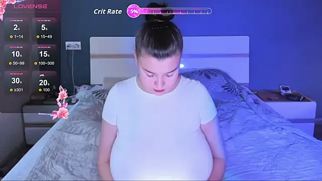 LinaElasm online show from 11.18.25