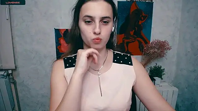 AmandaDimond  online show from 10.04.25