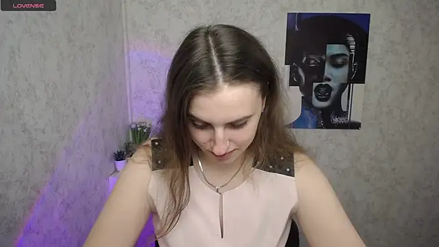 AmandaDimond  online show from 04.26.26