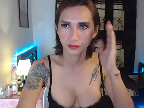 hottielicious slut69 online show from 10.28.25