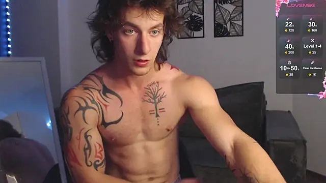 Snapshot of Brendan__Piks chatting on 09.19.25 Brendan Piks online show from 09.19.25