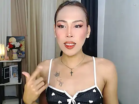 Savanna White online show from 12.03.25