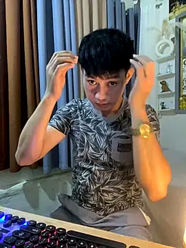 xshyboyx online show from 11.01.25