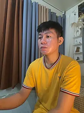 Snapshot of xshyboyx chatting on 02.01.26 xshyboyx online show from 02.01.26