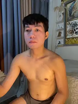 Snapshot of xshyboyx chatting on 02.16.26 xshyboyx online show from 02.16.26