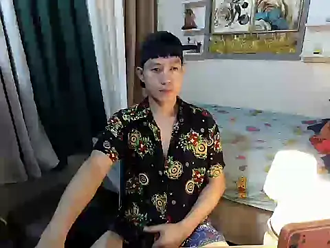 Snapshot of xshyboyx chatting on 07.15.26 xshyboyx online show from 07.15.26