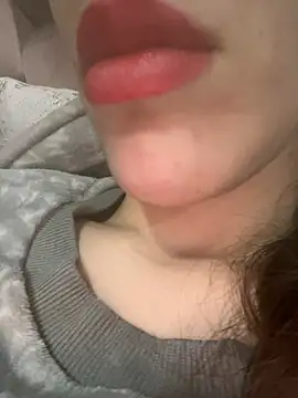 Mimisixo online show from 02.18.26