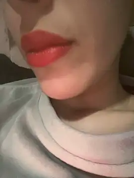 Mimisixo online show from 04.06.26