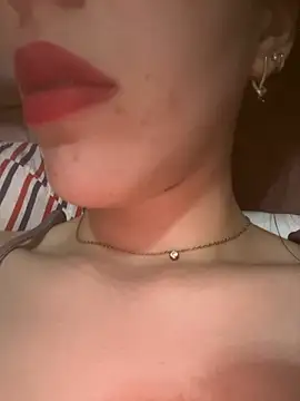 Snapshot of Mimisixo chatting on 07.16.26 Mimisixo online show from 07.16.26