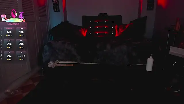 Snapshot of Draculairis chatting on 02.25.26 Draculairis online show from 02.25.26