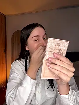 Snapshot of Agata_Holman chatting on 01.15.26 Agata Holman online show from 01.15.26