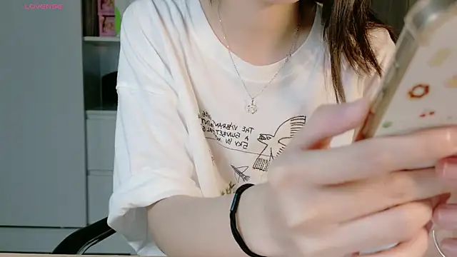 Ryeon 99 online show from 04.04.26