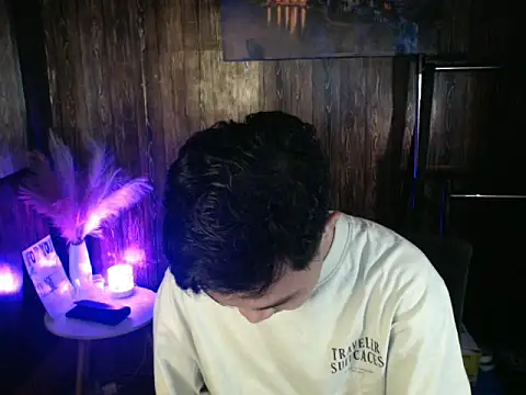 hotzachery online show from 11.04.25