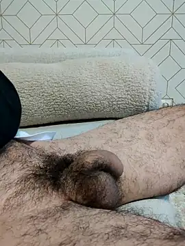 Snapshot of boy8540 chatting on 12.21.25 boy8540 online show from 12.21.25