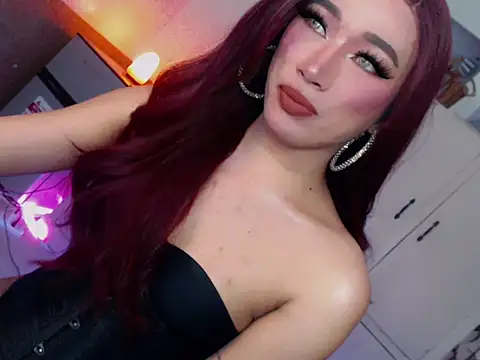 Snapshot of Spicy_kinky chatting on 06.12.26 Spicy kinky online show from 06.12.26