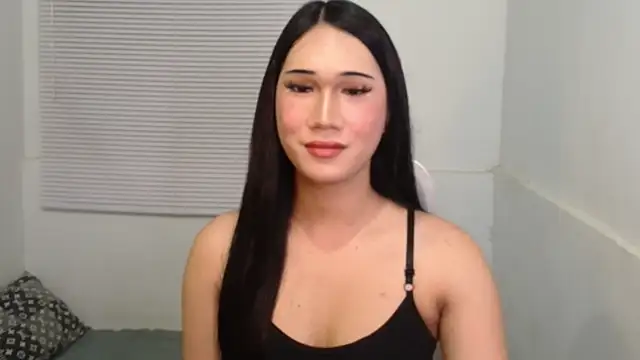 Snapshot of Leighs_Celine chatting on 02.23.26 Leighs Celine online show from 02.23.26