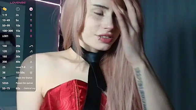 PieraMarch online show from 12.18.25