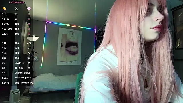 Snapshot of PieraMarch chatting on 06.04.26 PieraMarch online show from 06.04.26