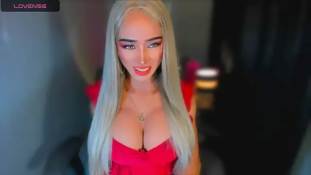 Snapshot of AiraCumSlut chatting on 05.22.26 AiraCumSlut online show from 05.22.26