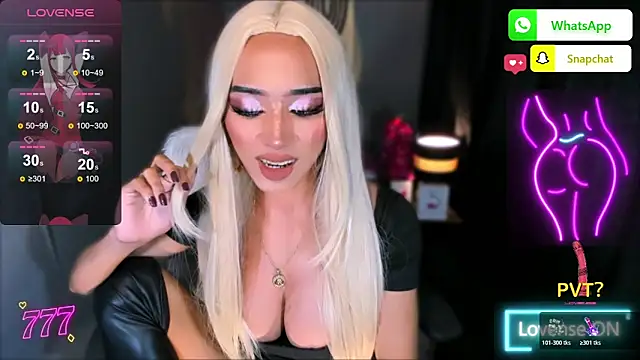 Snapshot of AiraCumSlut chatting on 06.21.26 AiraCumSlut online show from 06.21.26