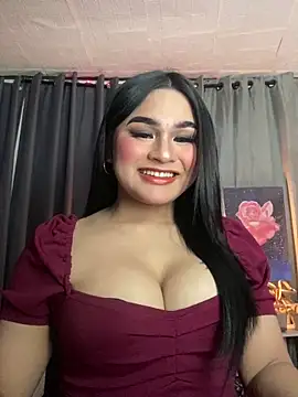 Snapshot of Candice_cummer chatting on 05.08.26 Candice cummer online show from 05.08.26