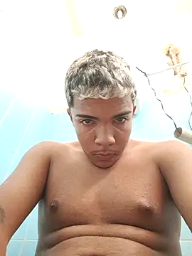 Snapshot of joaozao17cm chatting on 10.07.25 joaozao17cm online show from 10.07.25