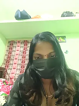 Snapshot of Tamil_Ishu chatting on 11.03.25 Tamil Ishu online show from 11.03.25
