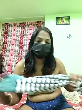 Snapshot of Tamil_Ishu chatting on 03.10.26 Tamil Ishu online show from 03.10.26
